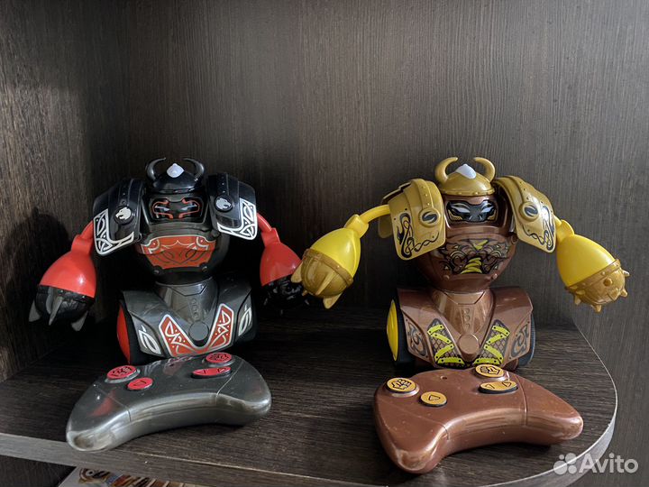 Робот silverlit робокомбат викинги