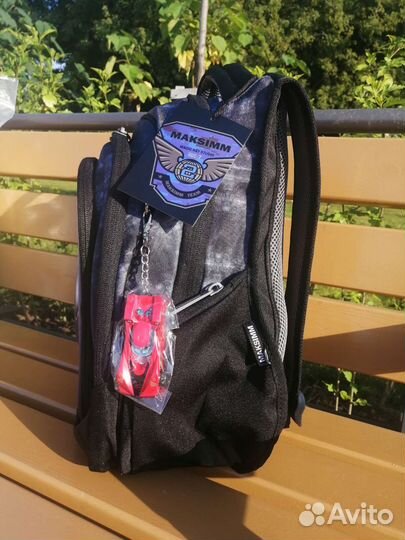 Рюкзак школьный для мальчика новый