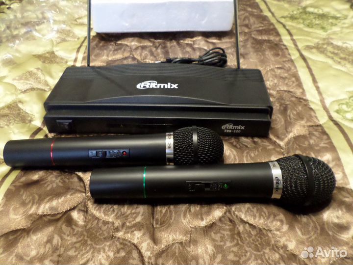 Микрофон беспроводной Ritmix RWM-220 (2шт.)