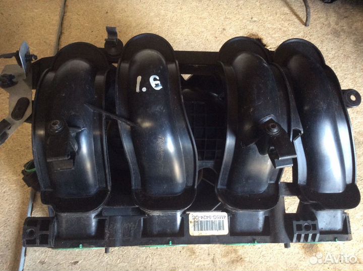 Форд Фокус 2 впускной коллектор 1.6