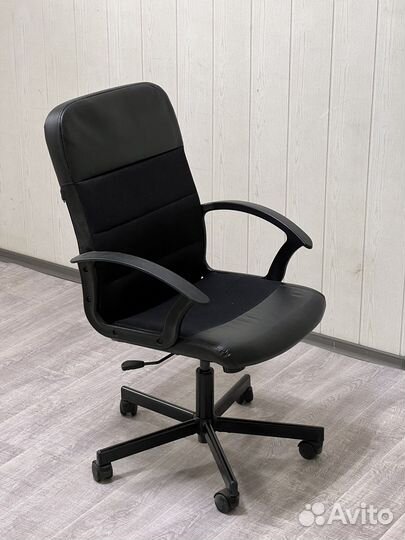 Компьютерное кресло IKEA 24шт