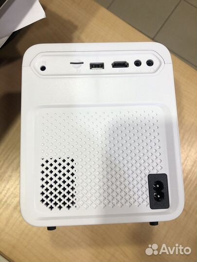 Видеопроектор