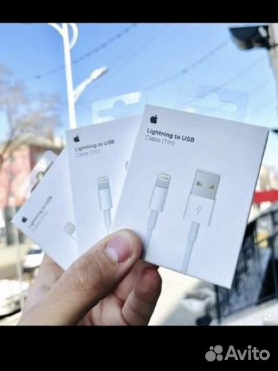 Кабель iPhone lighting