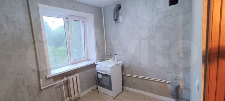 3-к. квартира, 42 м², 3/5 эт.