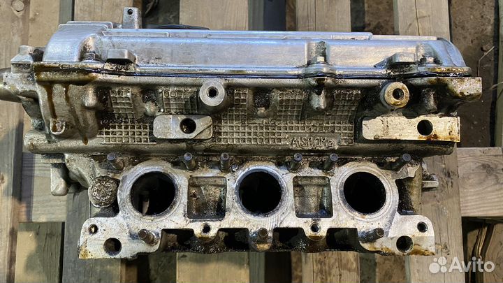 Левая Головка блока гбц audi a4 b6 2.4 bdv