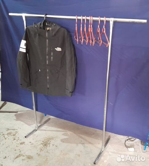 Вешалка напольная