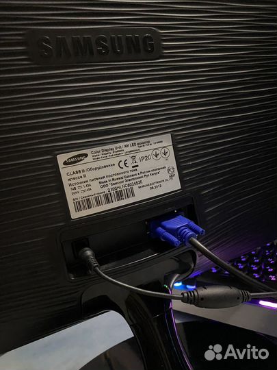 Монитор samsung