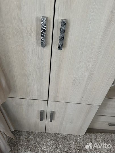 Стeнка в гостинную