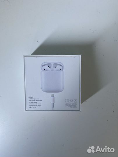 Наушники Apple AirPods