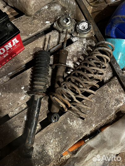 Стойки задние передние kalina