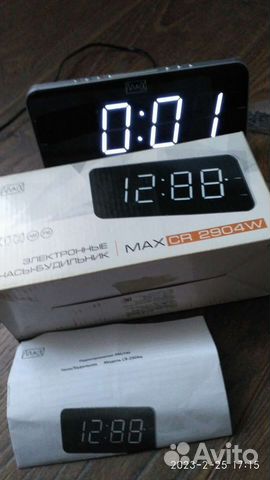 Радиоприемник с часами мах