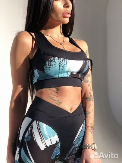 Костюм для тренировок