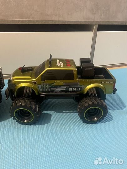 Машинки на пульте управления