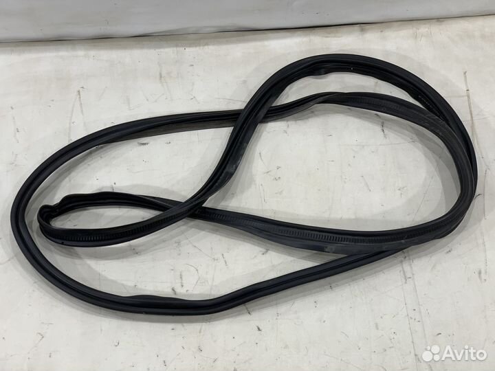 Уплотнитель багажника Audi A7 4G