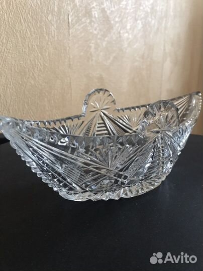 Хрустальная ваза