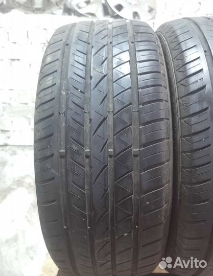 Feu Vert Efficiency UHP 215/50 R17 95Y