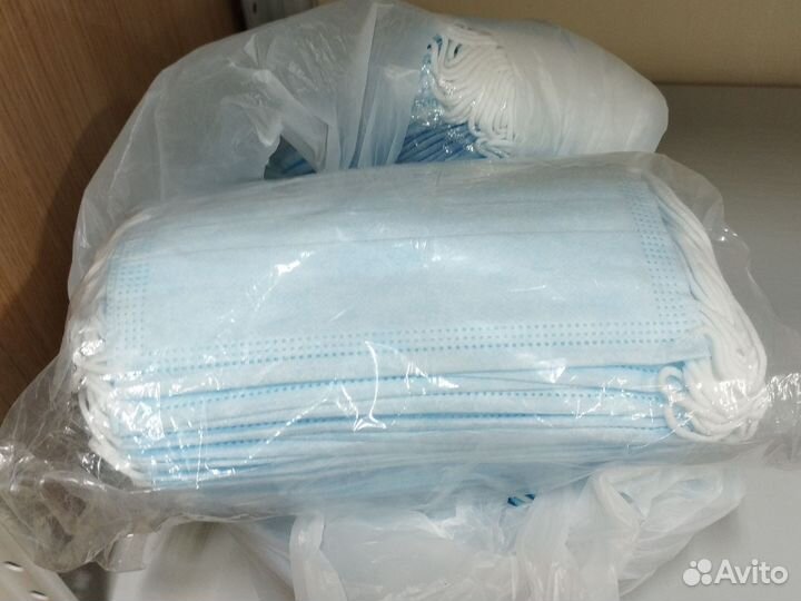 Шапочки и маски одноразовые медицинские