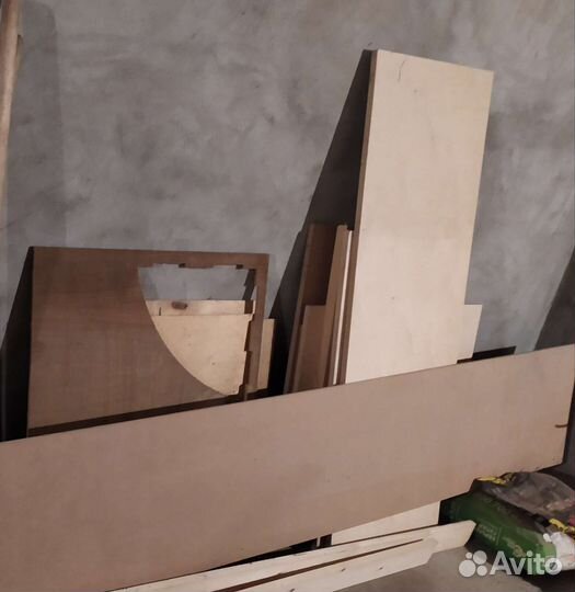 Фанера остаткиОбрезки дерева.Ламинированная доска