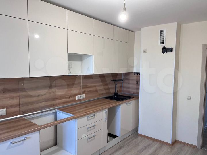 2-к. квартира, 47 м², 12/12 эт.