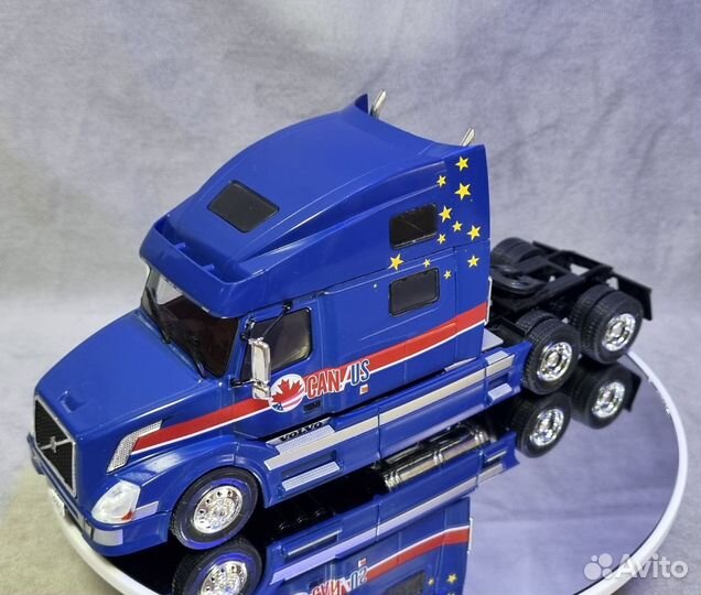 Volvo VN 670 6x4 1998 седельный тягач Altaya 1/43