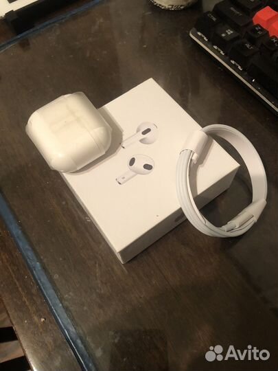 Airpods 2, airpods 3