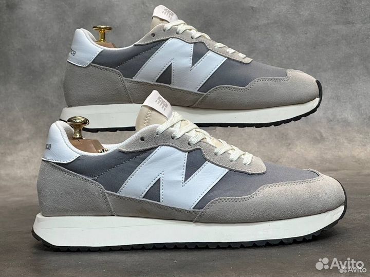 New Balance 237