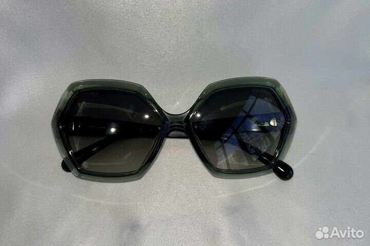 Солнцезащитные очки chanel