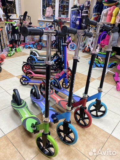 Самокат до 100кг колеса 200мм