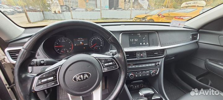 Kia Optima 2.0 AT, 2019, 395 000 км