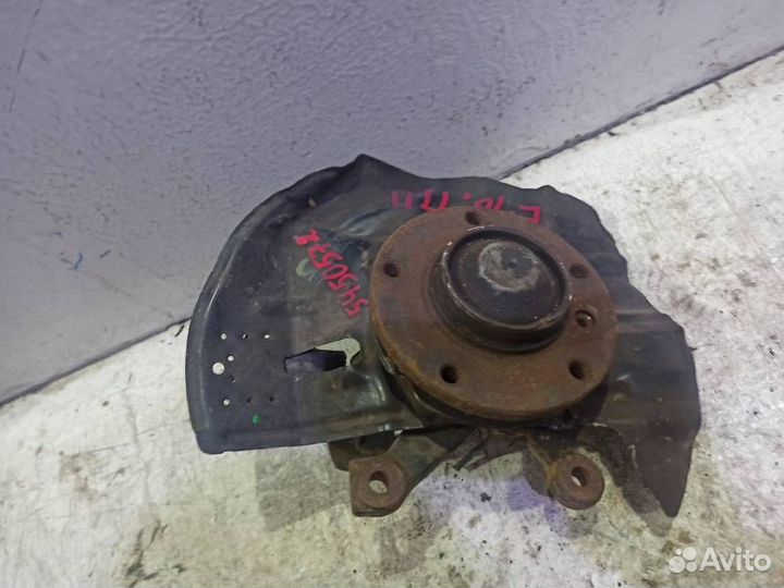 Кулак передний правый бмв