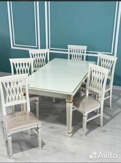 Комплект стол и стулья
