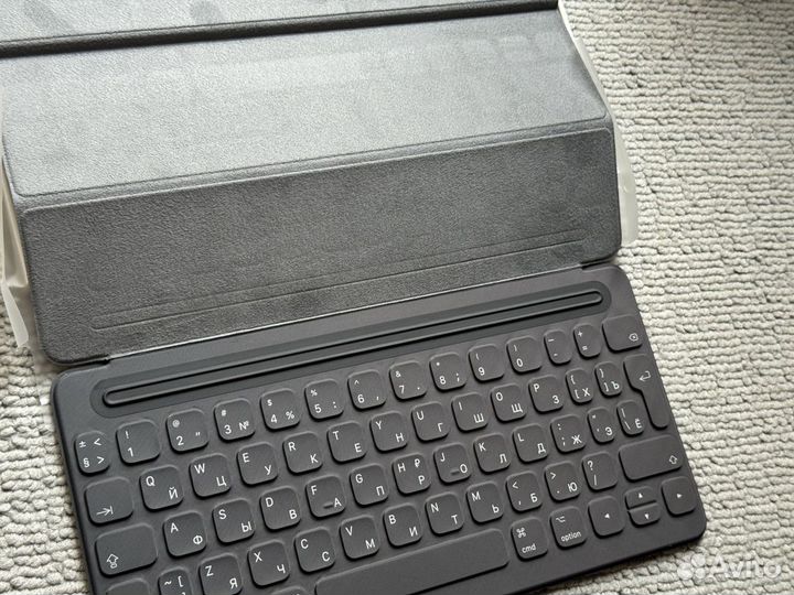 Клавиатура Apple SMART Keyboard iPad Pro 10.5