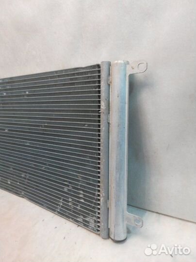 Радиатор кондиционера (конденсер) передний Skoda
