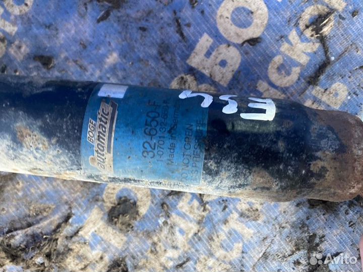 Задняя стойка амортизатора Bmw E34 седан 1992