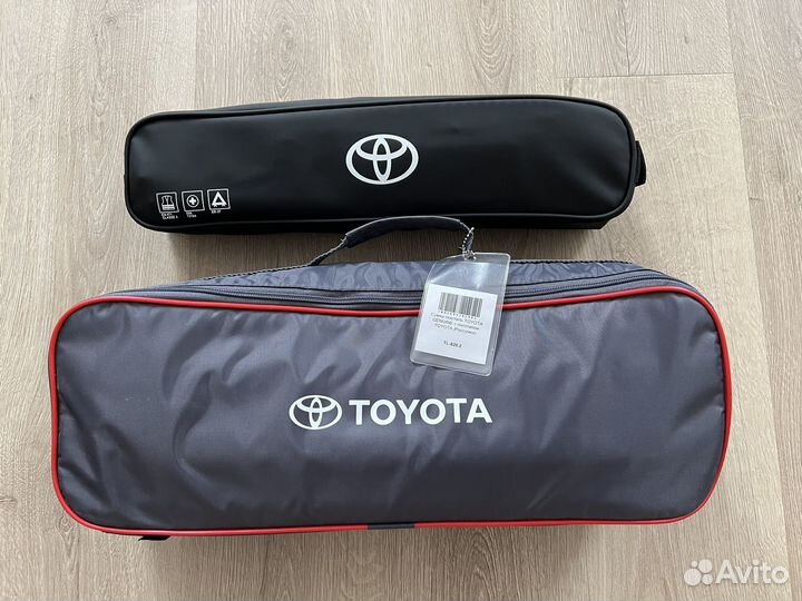 Оригинальный набор автомобилиста Toyota