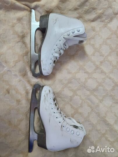 Коньки фигурные Riedell размер 2