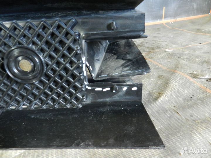 Усилитель бампера передний средний - LADA Vesta