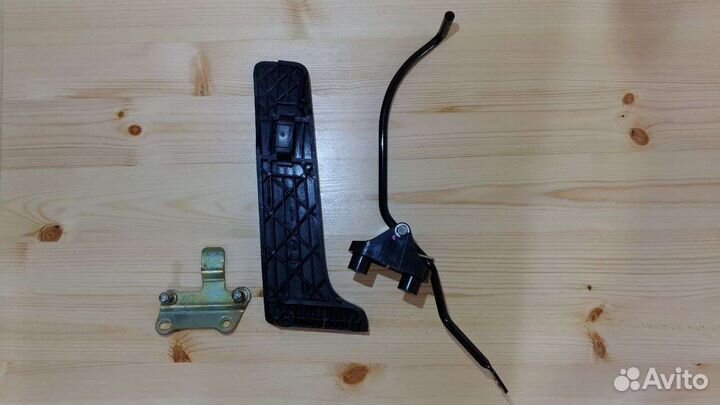 Педаль газа Mark 2/Blit/Verossa JZX.GX 110