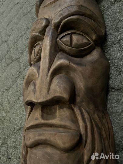 Маска деревянная