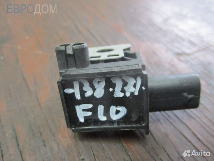 Датчик в стойке BMW F03 s1083917