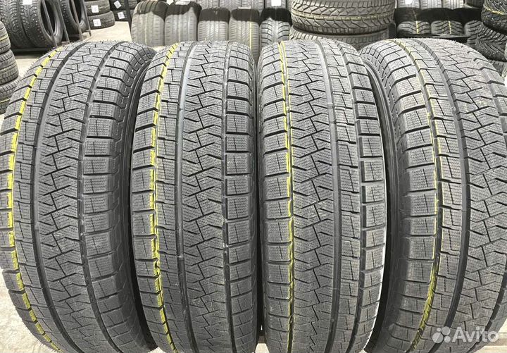 Formula Ice FR 215/60 R17 105Q