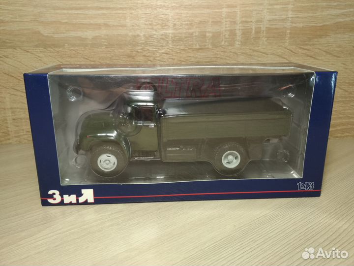 ЗИЛ 130-76 бортовой (новая решетка)