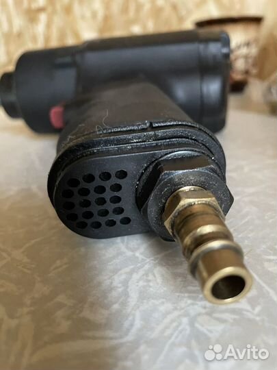 Пневматический пистолет