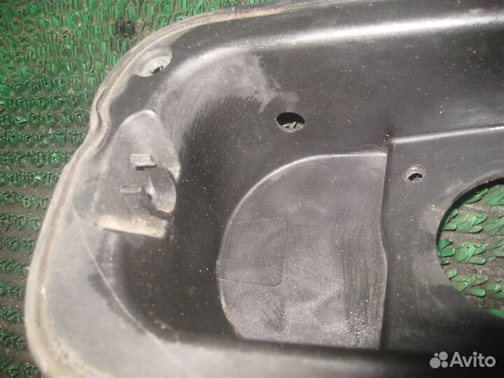 Облицовка заливной горловины Renault Scenic 2 (JM