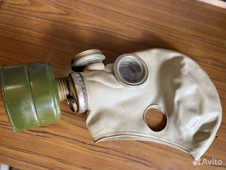 Противогаз