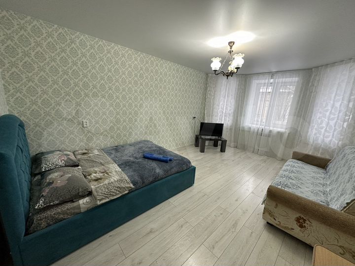 1-к. квартира, 38 м², 2/5 эт.