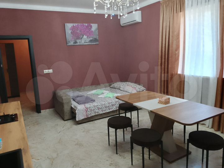 2-к. квартира, 44 м², 1/1 эт.