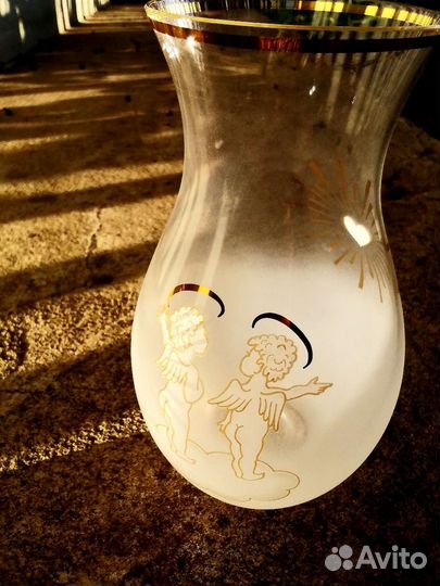 Ваза для цветов. Богемия. Чехословакия. Ангелы