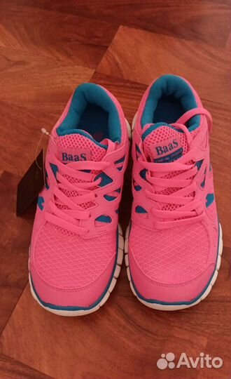 Спортивный костюм женский