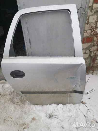 Дверь опель мерива